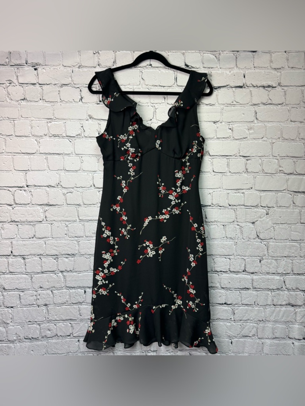 Calme Y2K 90s Black Red Floral Midi Dress Sleeveless Ruffle Neckline Size Medium